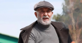 Ali Srmeli Annesinin zntsne dayanamad