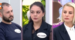 Esra Erolda G�lendam