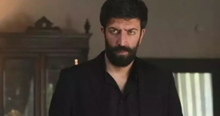 E�ref R�ya Oyuncusu