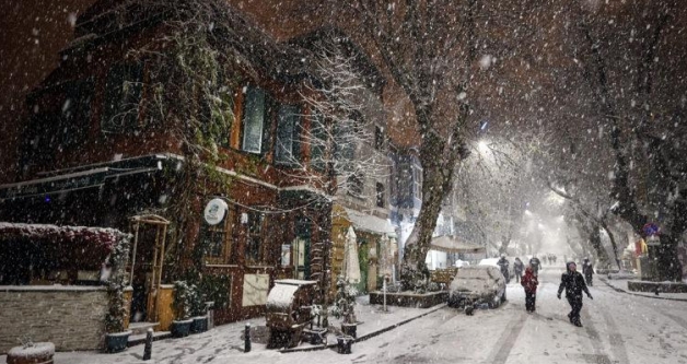 Cuma g�n� i�in karar