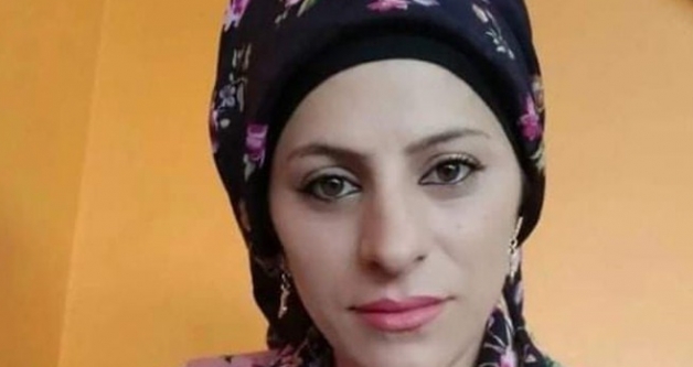 3 �ocuk annesi kad�n