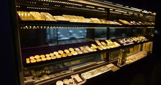 Alt�n ve dolar i�in