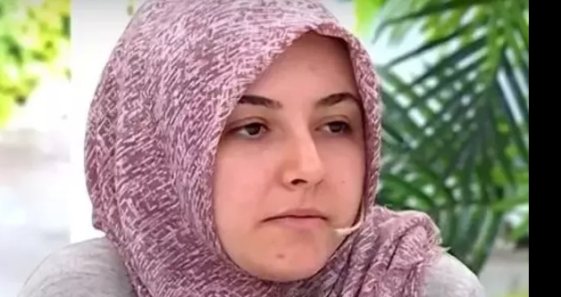 Hava Nur �enol Ta�k�n Esra Erol'da