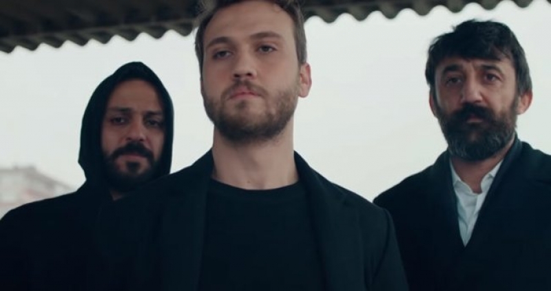 Efsane Geri Dnyor