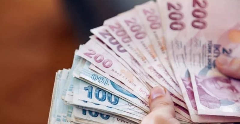 Para bekletenlere uyar