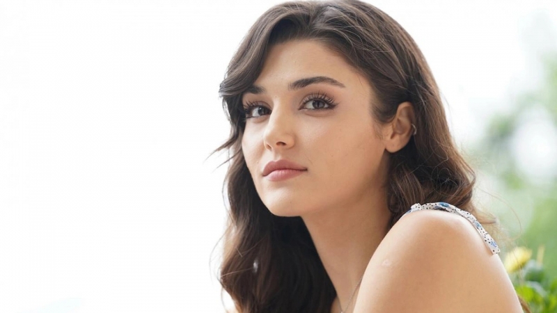 Hande Erel'den haber