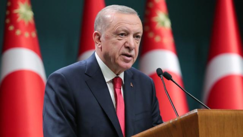 Erdoan Pe Pee Sralad