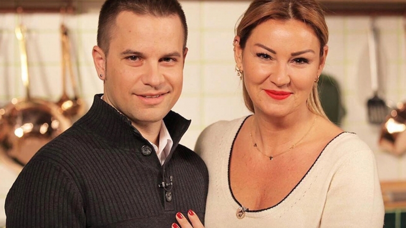 Pnar Altu ve Ei