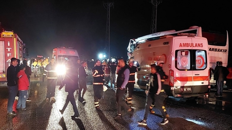Yolcu otobs kaza yapt