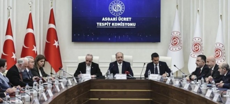 Komisyondan Aklama 