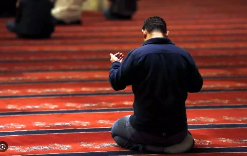 Koutaki Gencin Namaz