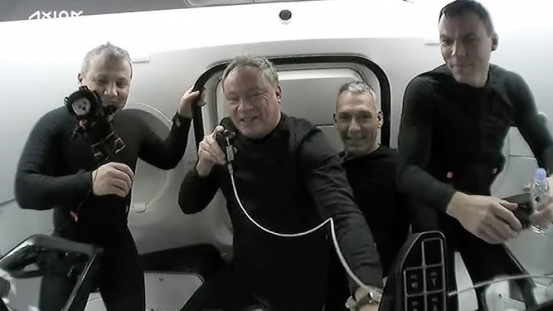 Aya Giden Astronot Szleri