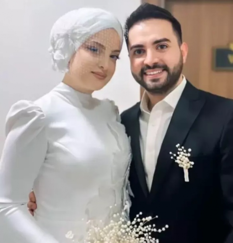 Kadir Ezildi ve Gamze Trkmen